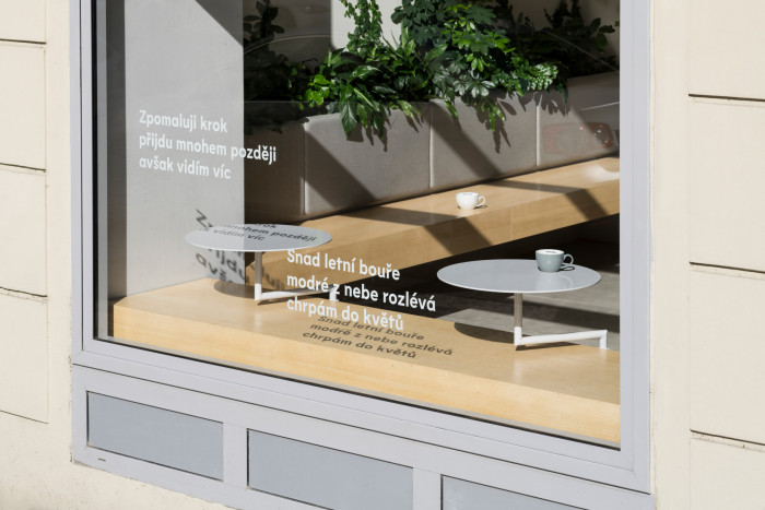 Loving bistro Letná, esté architekti