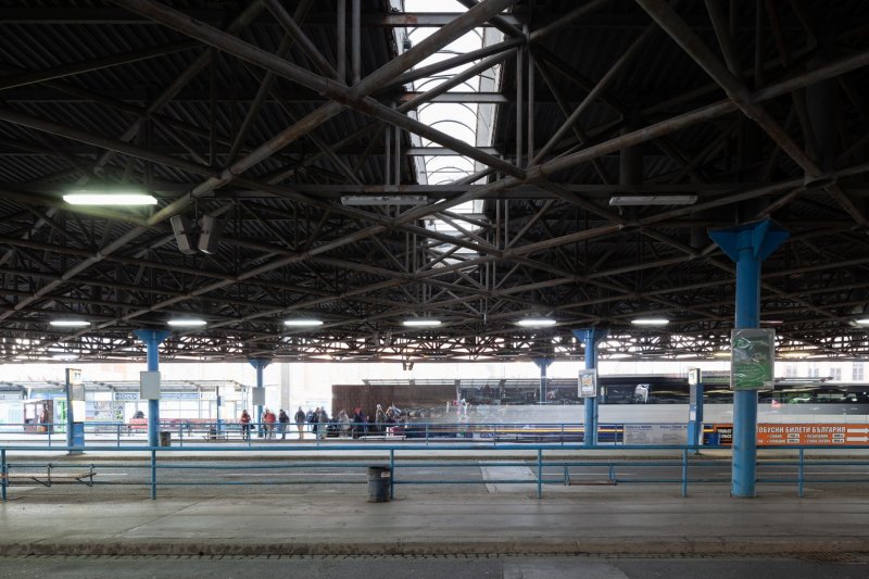 Stav Ústředního autobusového nádraží Zvonařka před rekonstrukcí od studia Chybik + Kristof © Alex Shoots Buildings
