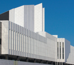 Finlandia Talo od Alvara Aalta z roku 1969