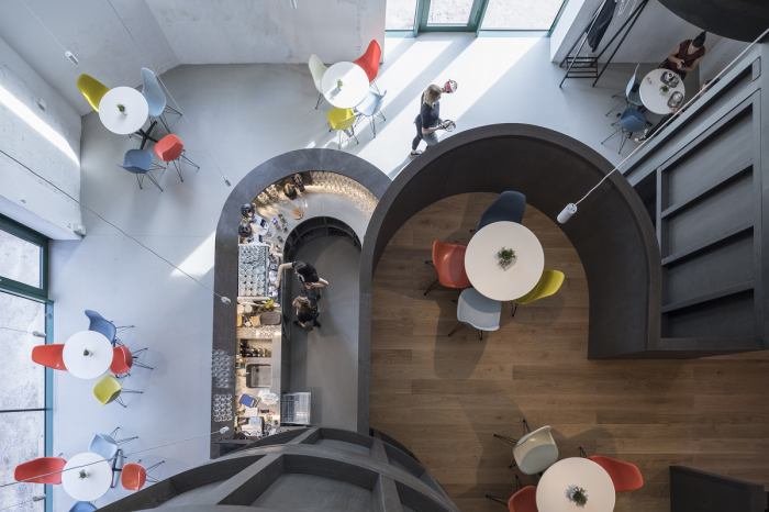 Enotéka - vinný bar a degustační prostor ve Znojmě, Chybík+Krištof