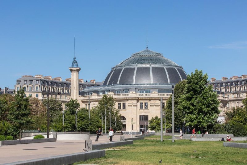 Bourse de Commerce neboli obilná burza v Paříži.