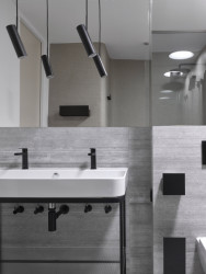 Rekonstrukce řadového domu v Újezdu nad Lesy od architektky Terezy Čudové Ajmové