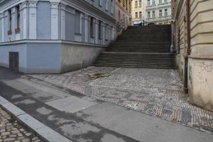 Žižkovské schody, ilustrační fotografie.