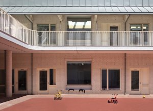 Budova 333 Kingsland Road & mateřská škola Hackney navržená studiem Henley Halebrown architects