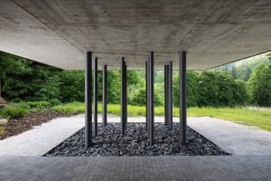 Přístavba hotelu U Holubů v Čeladné z dílny Kamil Mrva Architects