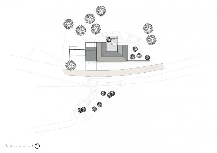 Dům za humny, situace, DDAANN