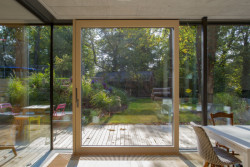 Dvojdům v lese, Architekti.sk