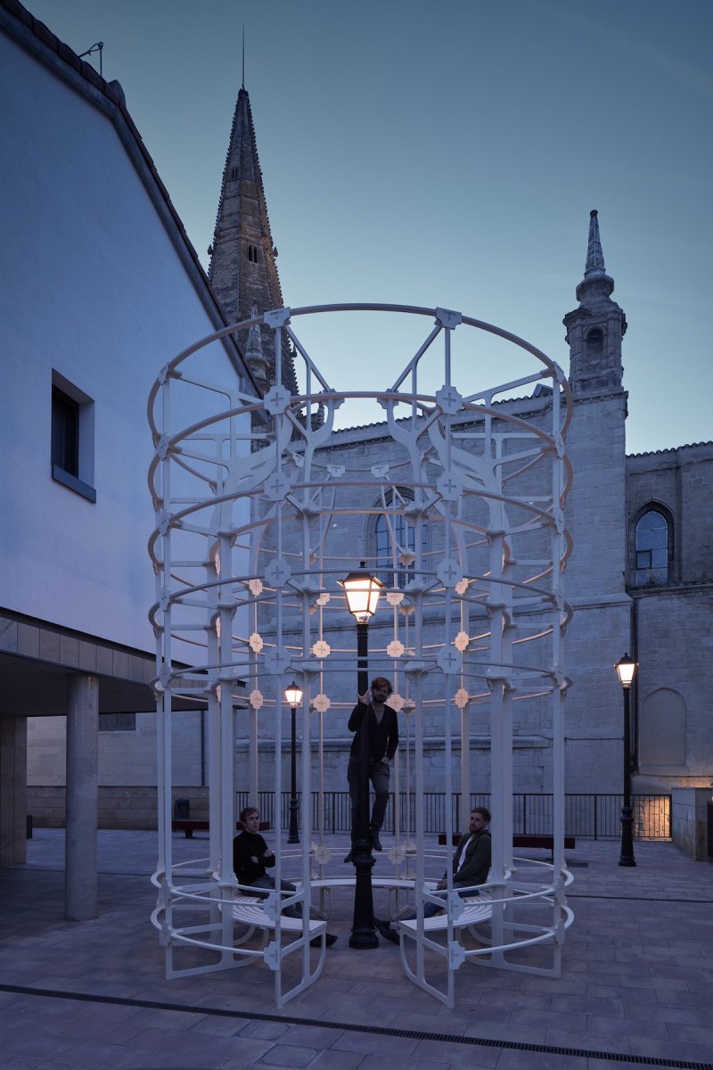 Lantern, Mjölk architekti