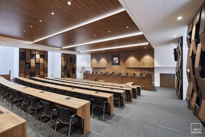 Studio Arch.Design zrekonstruovalo jednací síň Nejvyššího soudu v Brně
