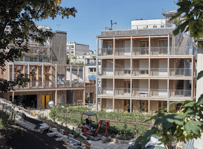 Komunitní ekologické centrum v Paříži od Grand Huit a Mélanie Drevet