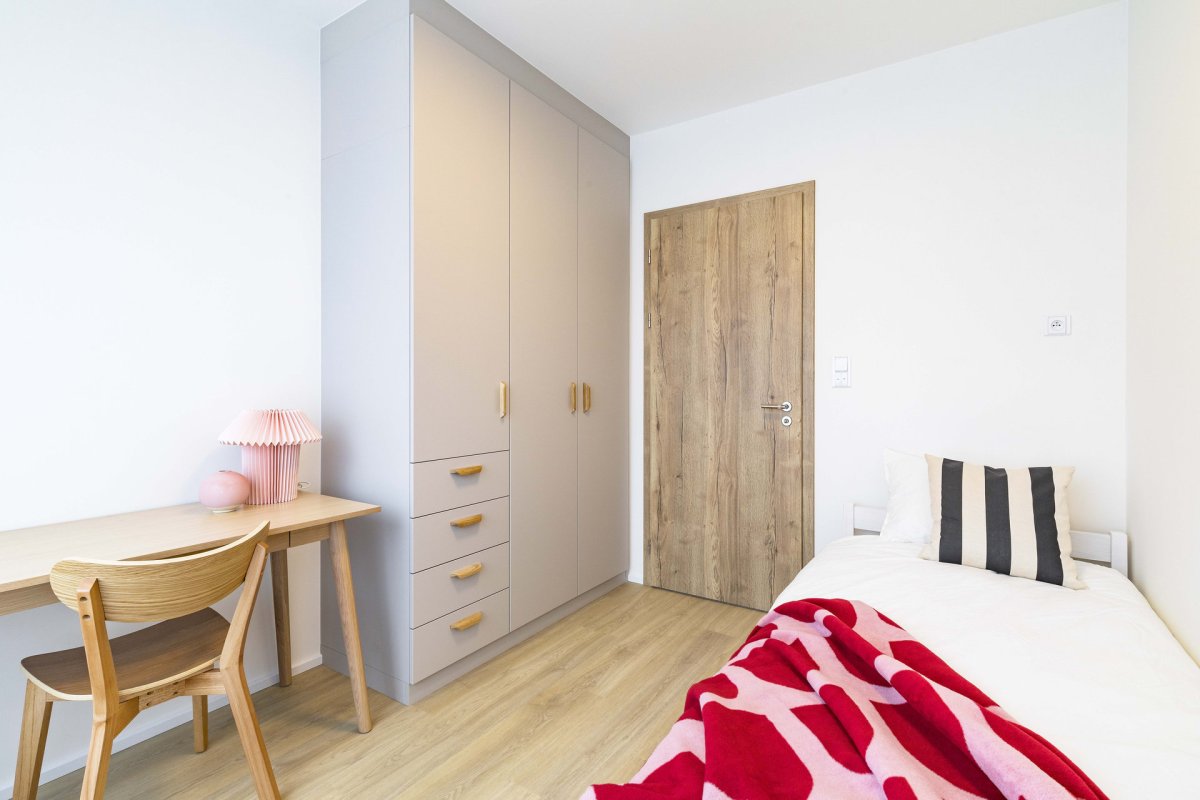 Rezidence Mozaika je koncept moderního nájemního bydlení. (Rezidenční bydlení vzniklo z holešovického brownfieldu; A69 architekti)