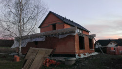 Foto z výstavby