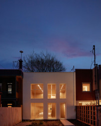 Rekonstrukce domku od Jean Verville architecte v kanadském Montrealu