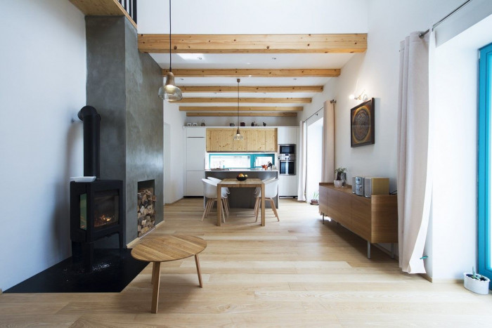 Dům s hnízdem, MAJO, Foto