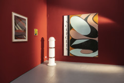 Skleněná podlahová lampa TYP OS - S 02/003, autor neznámý.