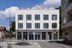 Nová radnice Lázní Bělohrad od studia re:architeti