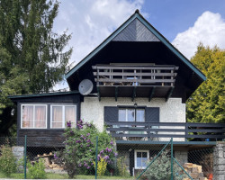 Nespeky - Chata. Autor a rok stavby neznámý (Odhad 60 - 80. léta). Ulice Ledecká