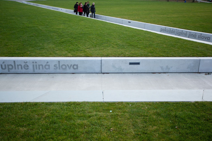 Ellement, Revitalizace Gahurova prospektu – foto