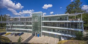 Nová budova Kliniky Dr. Pírka, Martin Rajniš, David Kubík