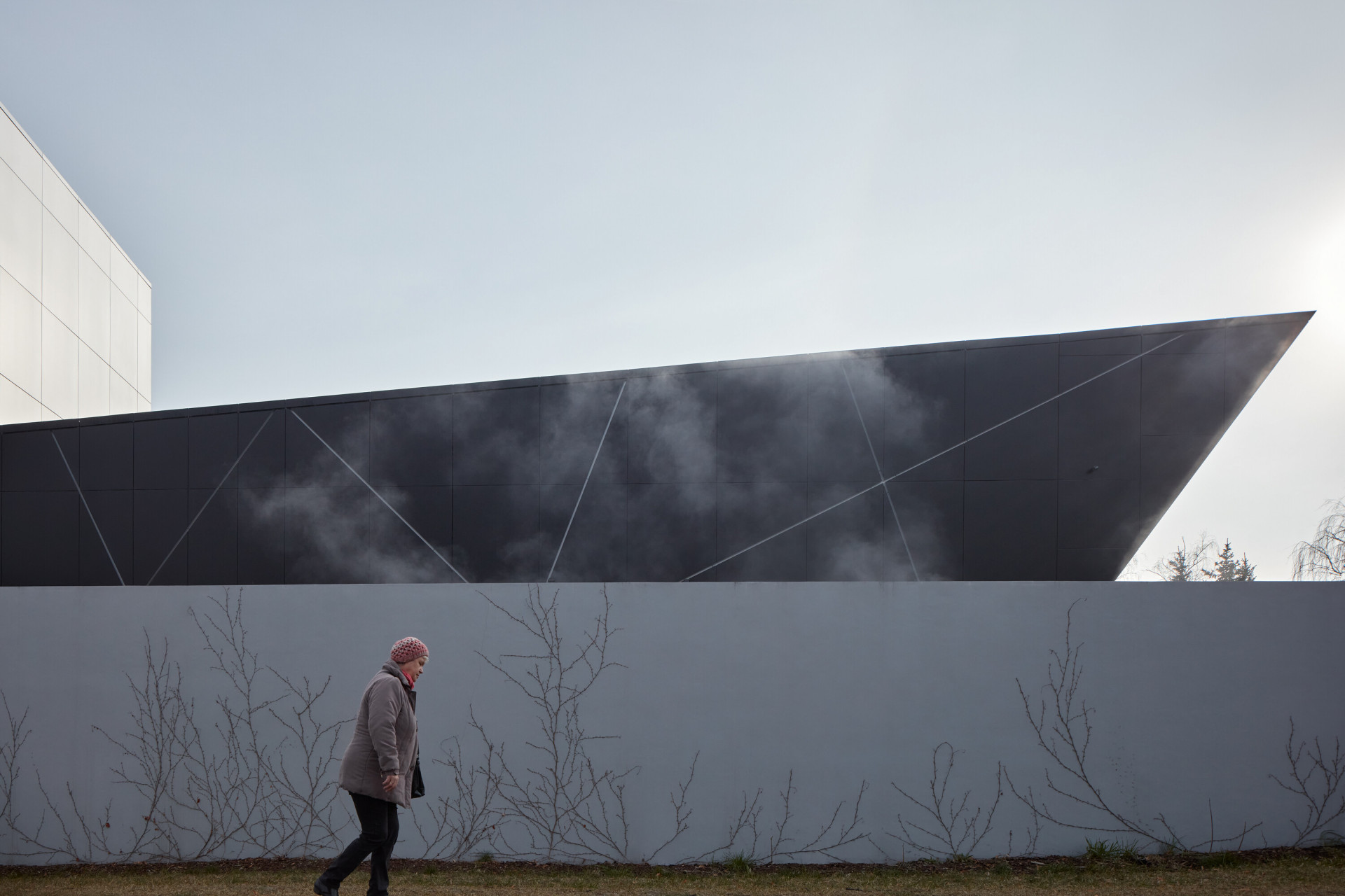 Plavecká hala v Lounech od studia dkarchitekti