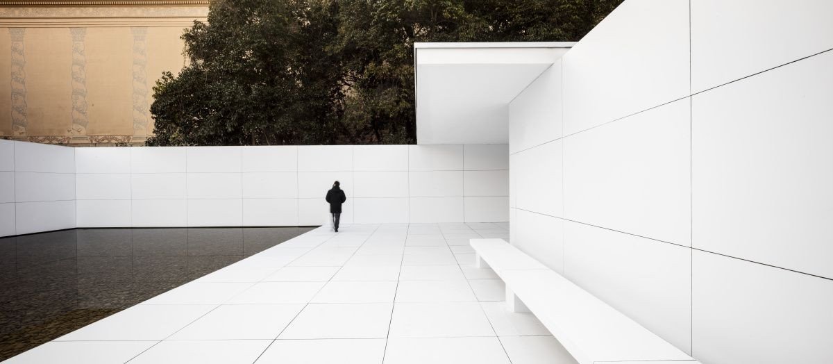 Mies Missing Materiality
