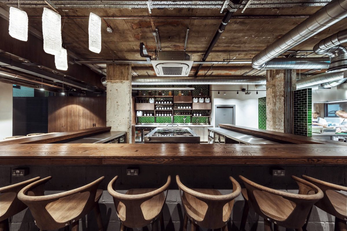 Tayēr | Elementary bar v Londýně od edit! architects