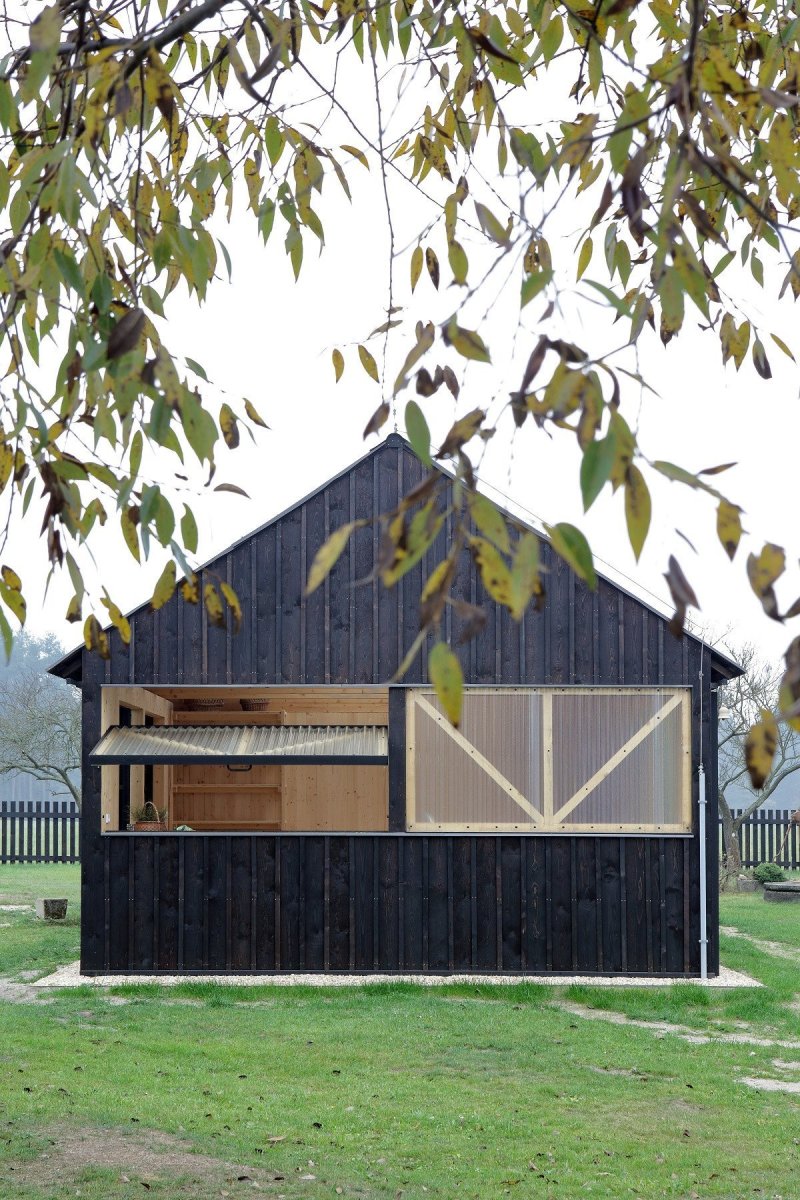 Usedlost v Jižních Čechách, NEW HOW architekti