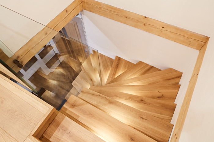 Firma Roubenky Roubal je český výrobce roubených staveb, který je na trhu od roku 2010.