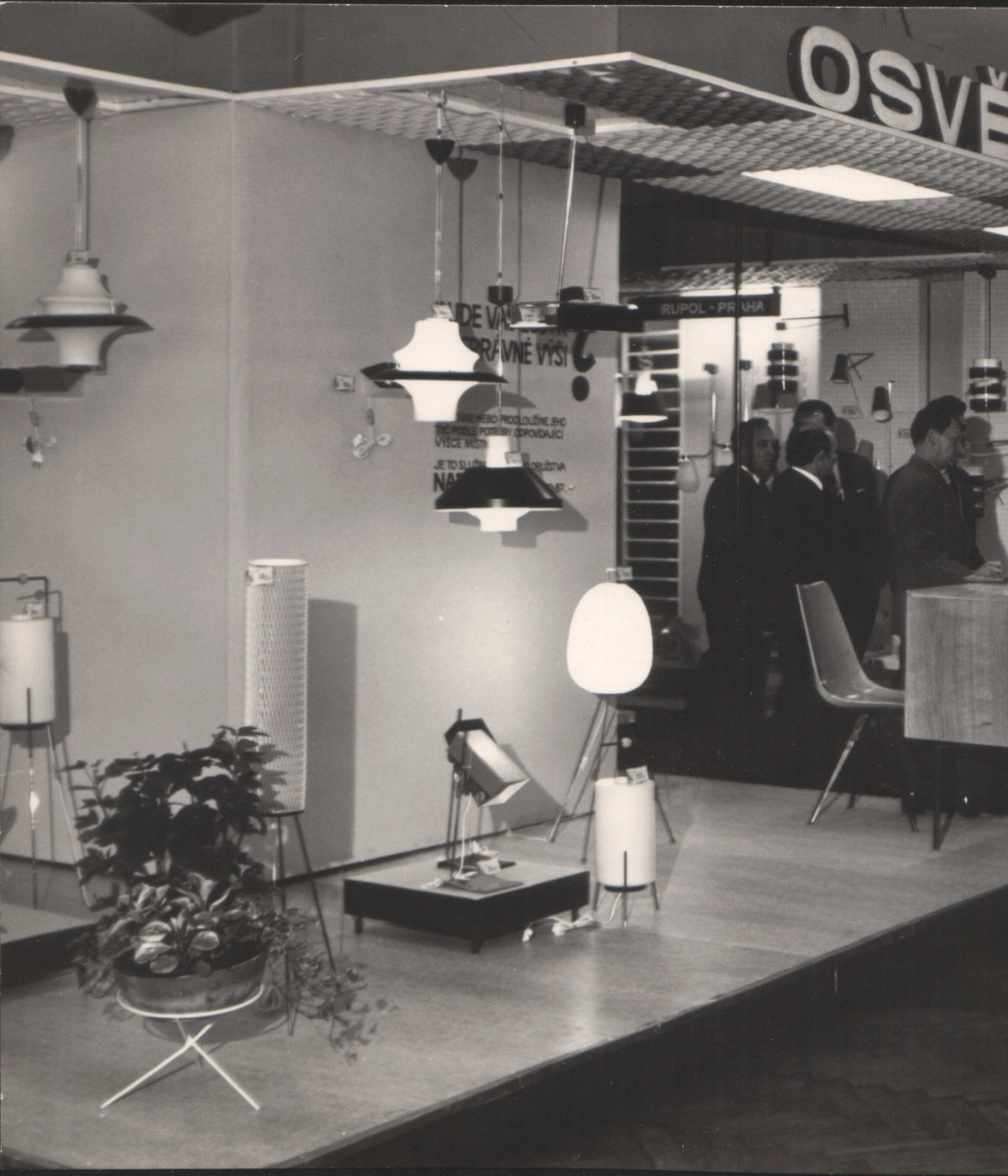 1967, Bílá Labuť