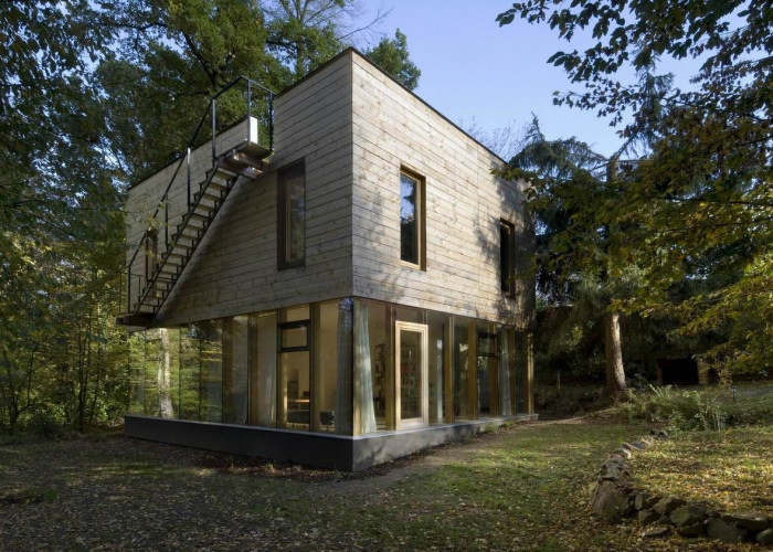 Dřevěný dům ve středních Čechách od sporadical