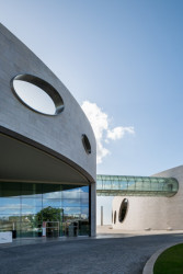 Champalimaud Centre for the Unknown v Lisabonu, Charles Correa Associates