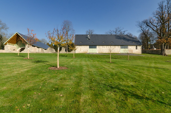 Revitalizace zámeckého areálu Návarov, M3M