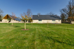 Revitalizace zámeckého areálu Návarov, M3M