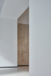 Výukové centrum VŠPJ, Qarta Architektura