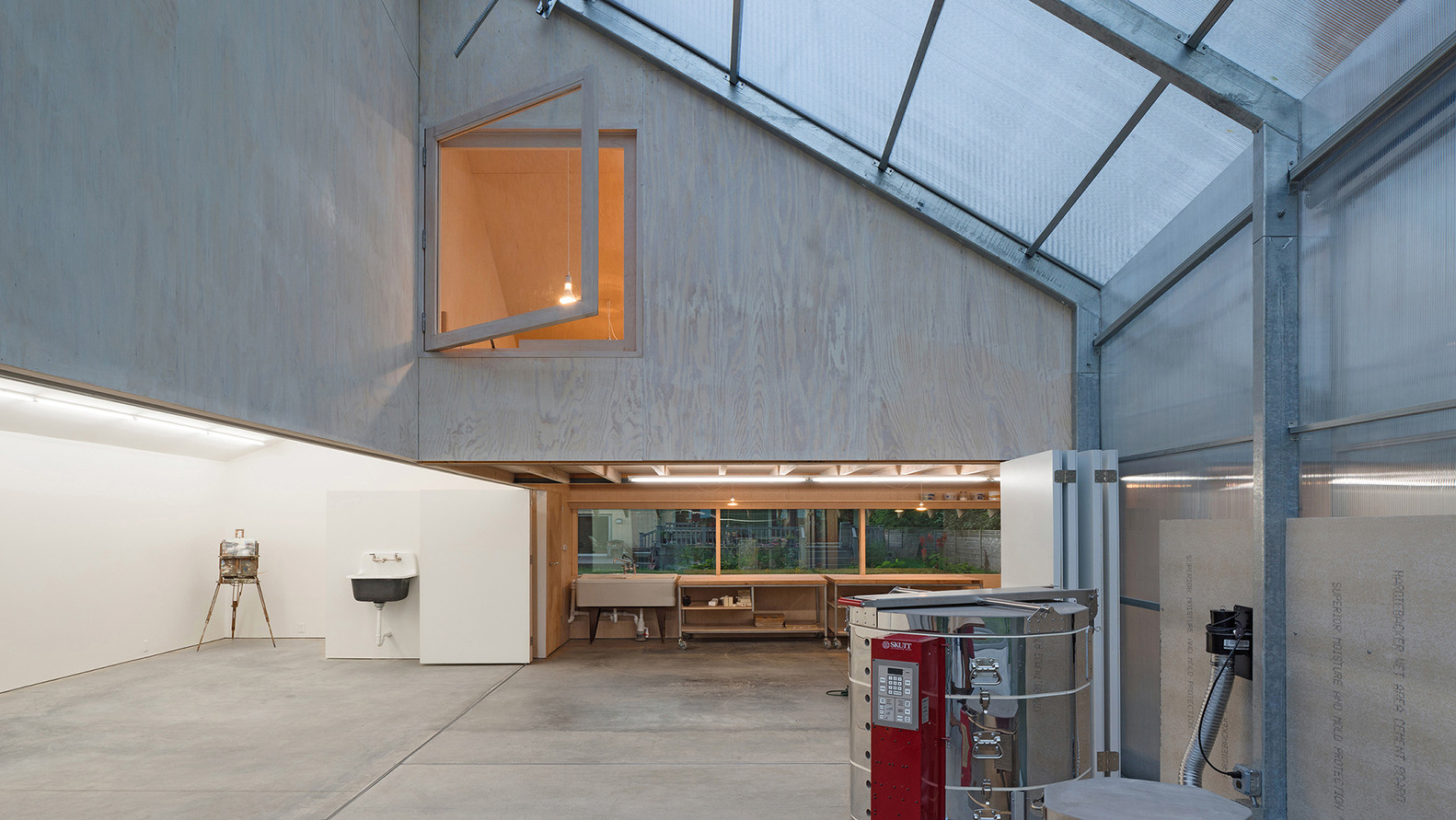 Ateliér, dílna a skleník v jednom v Buffalu od architektonického studia Davidson Rafailidis