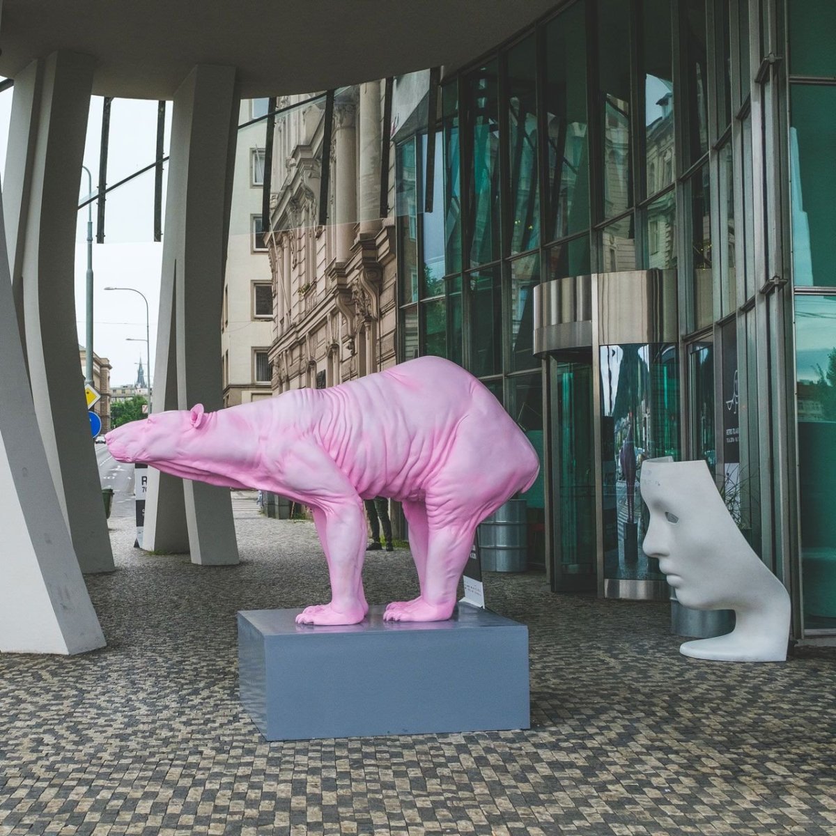 SCULPTURE LINE 2016, Praha: Ondřej Bílek, Medvěd – foto