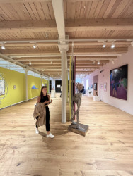 Galerie získala nové sídlo i název. Z Východočeské galerie byla přejmenována na Gočárovu. Má se tím připomenout, že architekt Josef Gočár byl rodákem z nedalekého Semína.