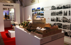 Architecture Week Praha, Pohled do expozice olomouckého kraje - foto