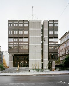 Výstava unikátních fotografií české ambasády bude probíhat do poloviny září