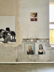 Galerie Prostora zve na výstavu soukromé sbírky Jiřího Petrboka MOJE, MOJE…