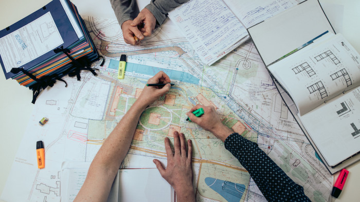 Ateliér A8000 nabízí možnost spolupráce s architekty z Ukrajiny