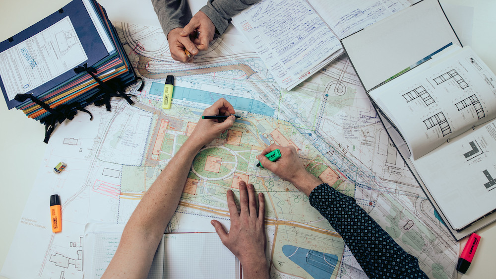 Ateliér A8000 nabízí možnost spolupráce s architekty z Ukrajiny