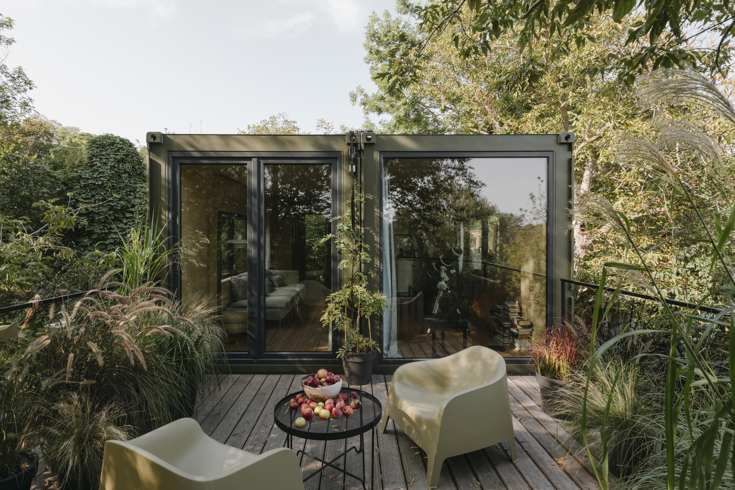 Dům z dvojice lodních kontejnerů