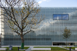 Zahraniční stavba roku 2016 / nominace: Rainer Mahlamäki, Muzeum dějin polských židů – foto