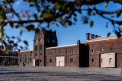 Revitalizace bývalé budovy jatek na galerii PLATO od polského ateliéru KWK Promes