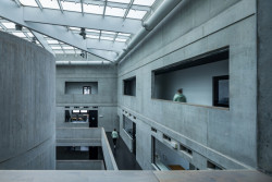 Budova Fakulty architektury ČVUT v Praze od Aleny Šrámkové