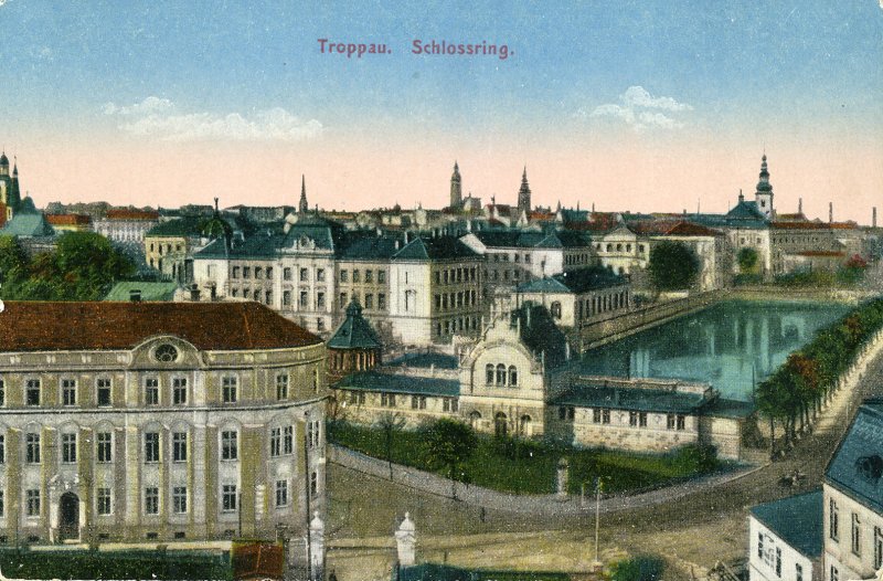 Kolorovaná pohlednice, po roce 1900.