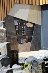 Geopark v Říčanech od studia zahradní architektury Architráva - stěna zahradní laboratoře
