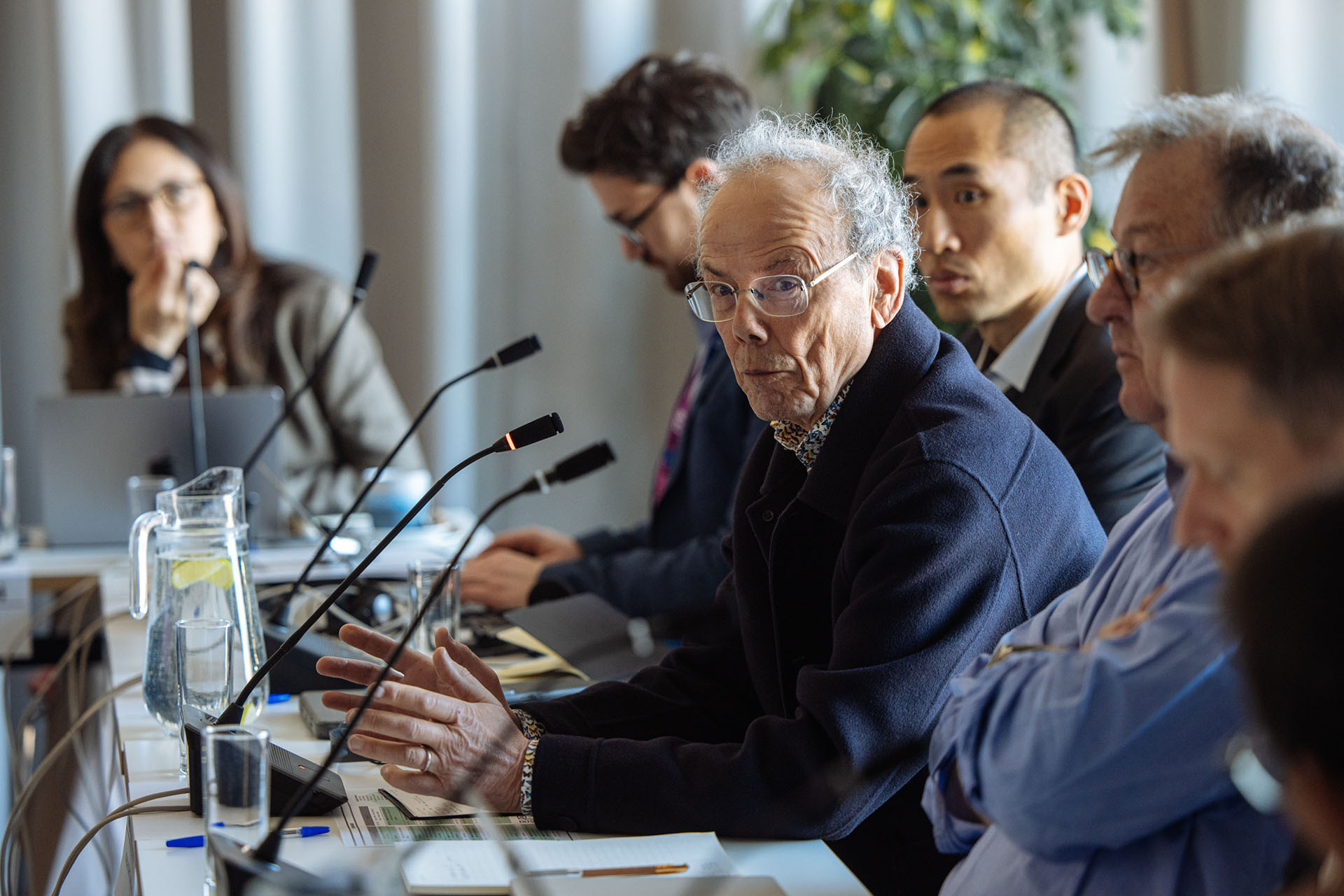 Členem poroty je i Kees Christiaanse, holandský architekt a urbanista, který navrhnul například slavné HafenCity v Hamburku