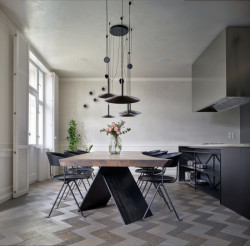 Byt na Vinohradech od studia SMLXL, osvětlení Light Works - foto